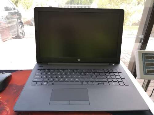 *Excellent Condition*HP 15 RAX*6TH GEN*N3060*4GB DDR4*500GB HDD*